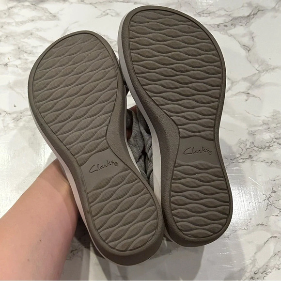 Clark Cloudsteppers Arla Belle Grey Fabric Size 5.5 - Picture 8 of 11